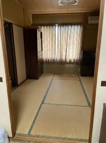 和歌山県印南町のマンション3LDK・1日の作業で全てのゴミが撤去され清潔な部屋に戻ったゴミ屋敷片付け後の状態