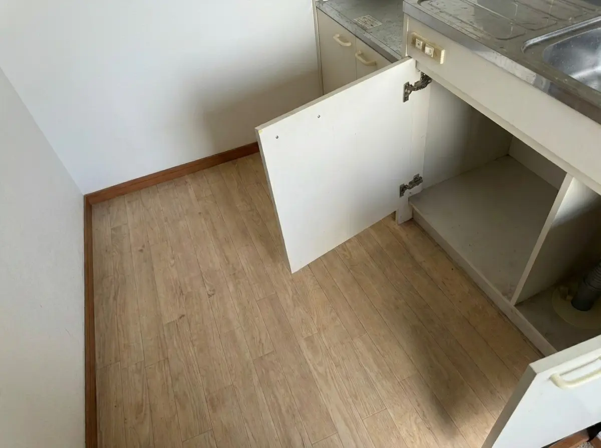 2DKのゴミ屋敷片付け実績 愛知県 名古屋市瑞穂区 旧市街 一軒家_片付け後_36537
