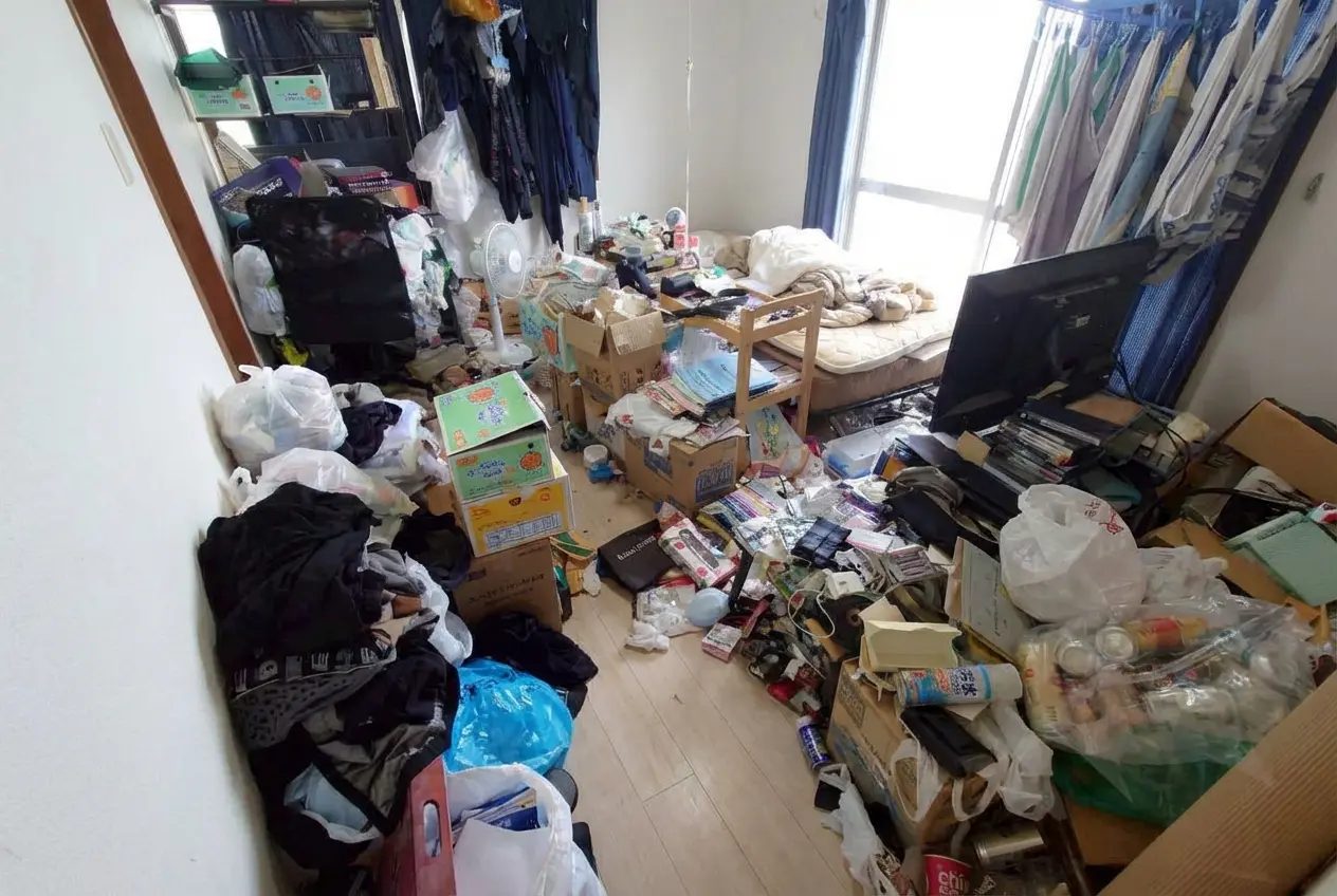 1DKのゴミ屋敷片付け実績 北海道 札幌市厚別区 駅前 一軒家_片付け前_36212