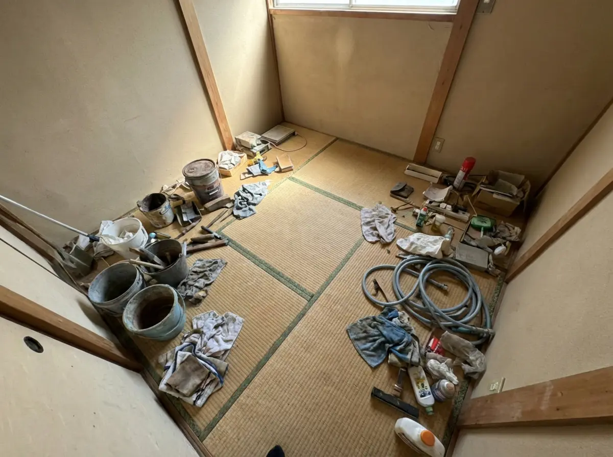 4LDK〜のゴミ屋敷片付け実績 広島県 広島市佐伯区 住宅街 団地_片付け前_35927